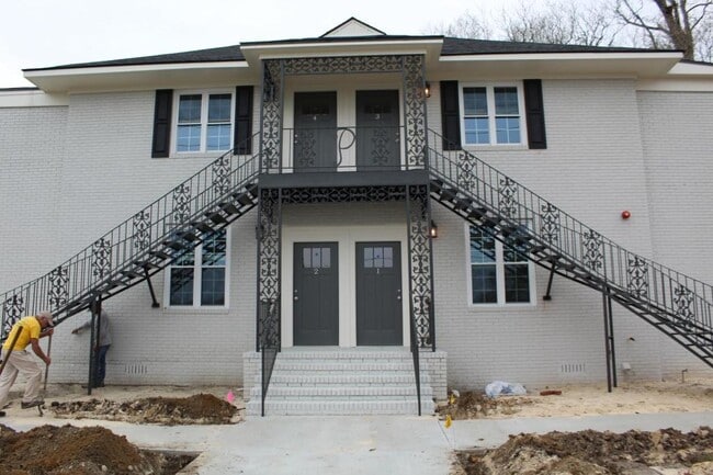 Building Photo - 231 S Main St Rental