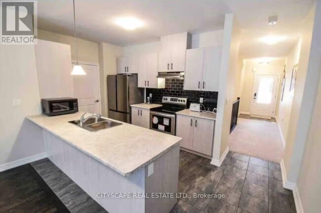 Photo - 4311 Mann St