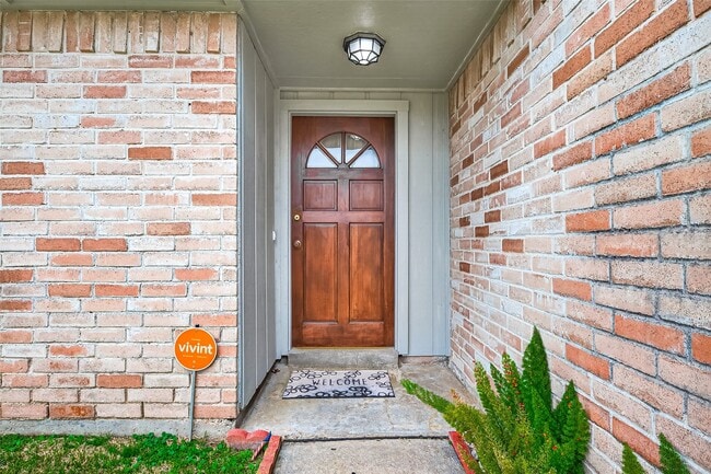 Photo - 6630 Harpers Dr