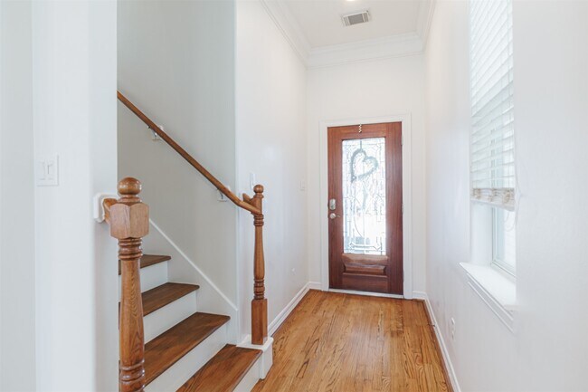 Photo - 3325 New Garden View Ln