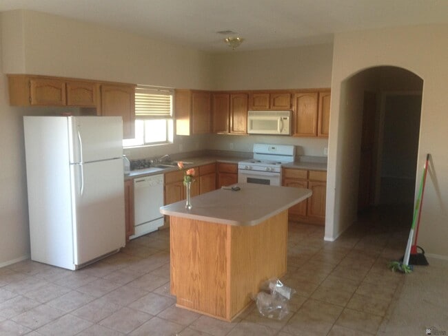 Photo - 10176 E 37th St