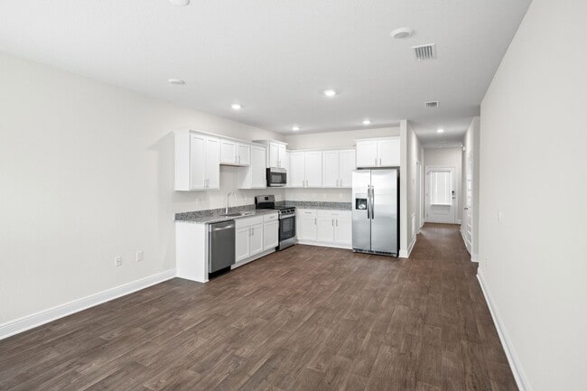 Photo - BRAND NEW HOME IN MAGNOLIA PINES!!!