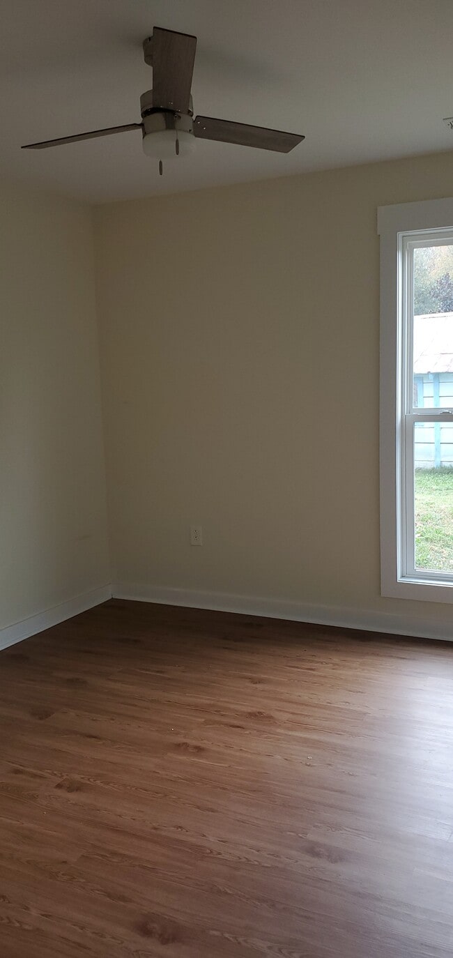 Photo - 117 Second St