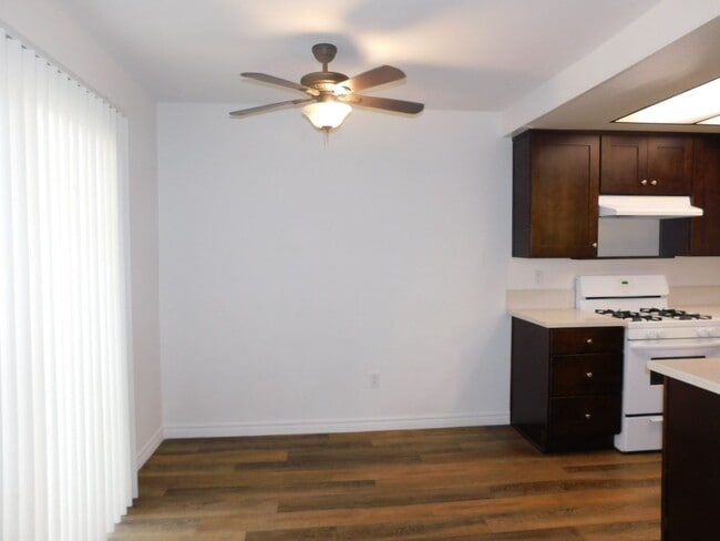 Photo - 4821 King Cir Unit A