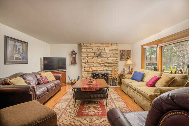 Photo - 2296 Cleghorn Rd Apartment Unit ID1061652P