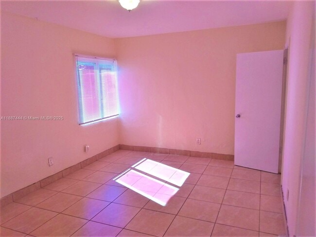 Photo - 1101 8th St Unidad 1103
