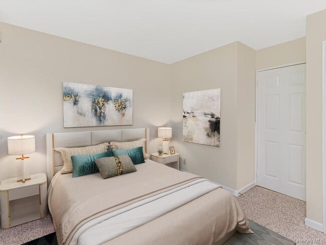 9 Wyndover Woods Ln Unit 9-2