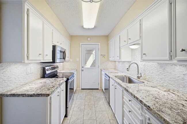 Photo - 5836 Sampley Way