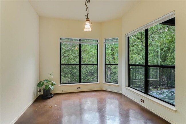 Photo - 4711 Spicewood Springs Rd Unit 163