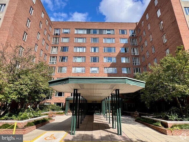 Building Photo - 4301 Massachusetts Ave NW Unit 8011 Rental