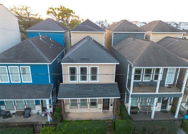 Photo - 1419 Colorado St