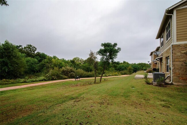 Photo - 1620 Bryant Dr Unit 603
