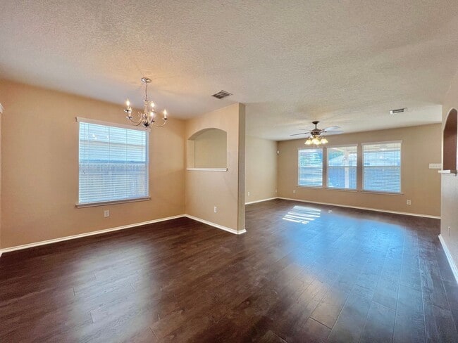 Photo - 11111 Dewberry Field