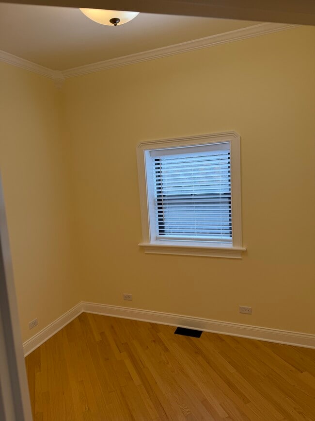 Photo - 2656 W Superior St Unit 2nd floor