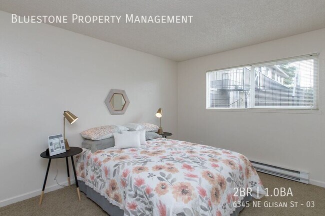 Photo - 6345 NE Glisan St Unit 03