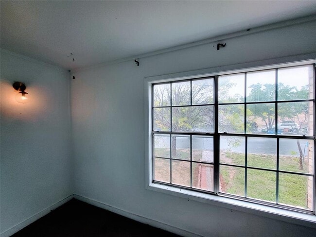 Photo - 3429 Willowrun Dr