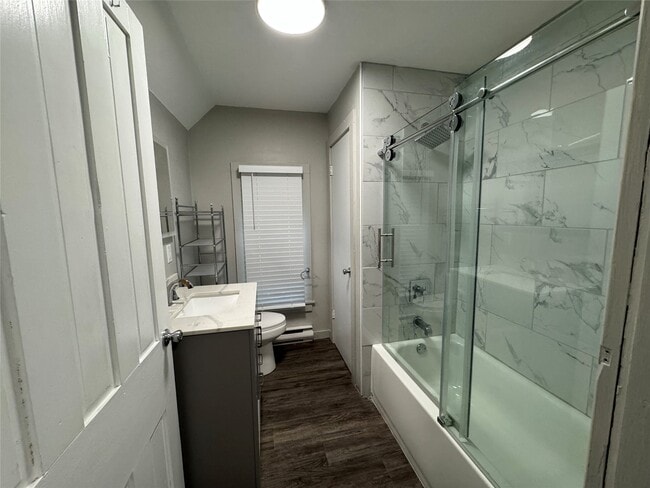 Photo - 33 Front St Unit 2