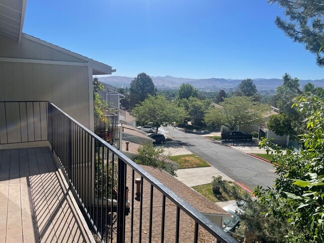 Photo - Cute 3 Bedroom Townhome close to UNR