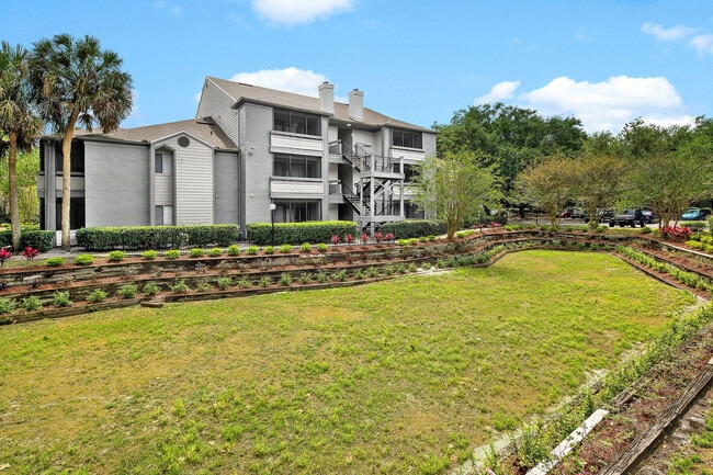 1801 Metrowest