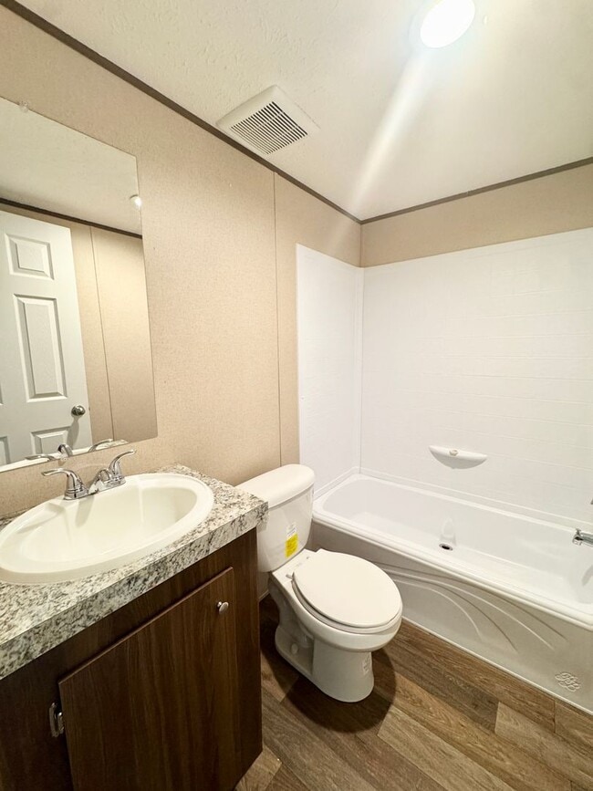 Photo - 3 Bedroom, 2 Bath in Aynor - off Edwards Rd!
