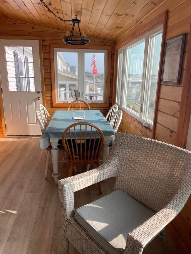 Photo - 885 Ocean Blvd