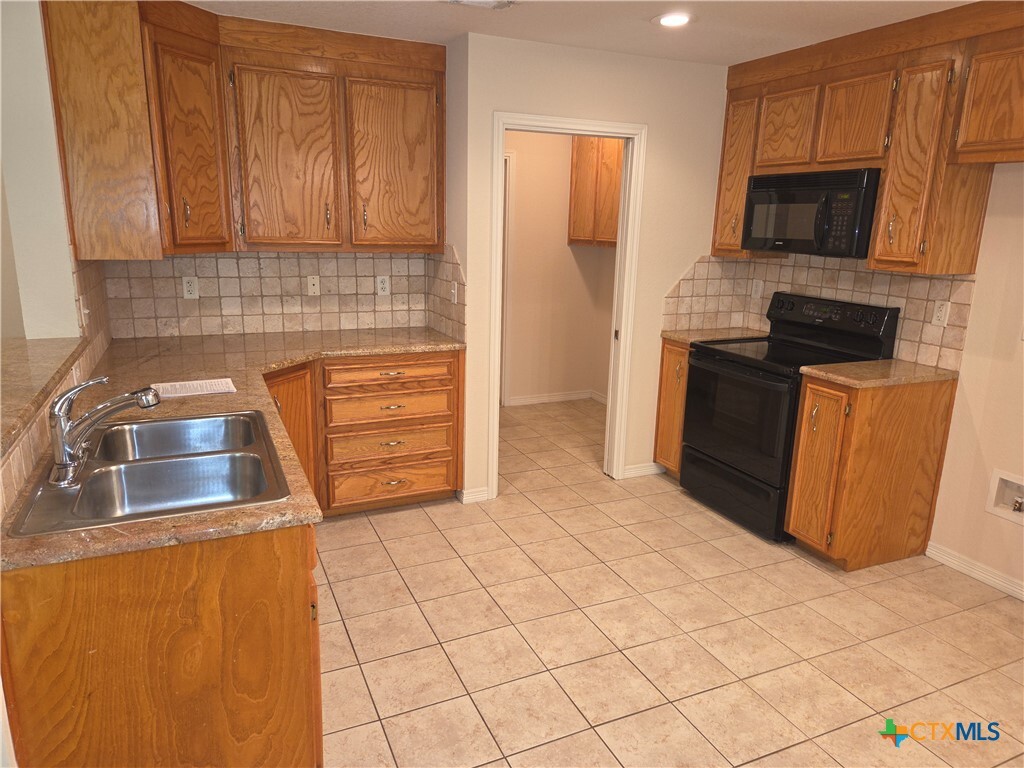 Photo - 5209 Foxhill Rd