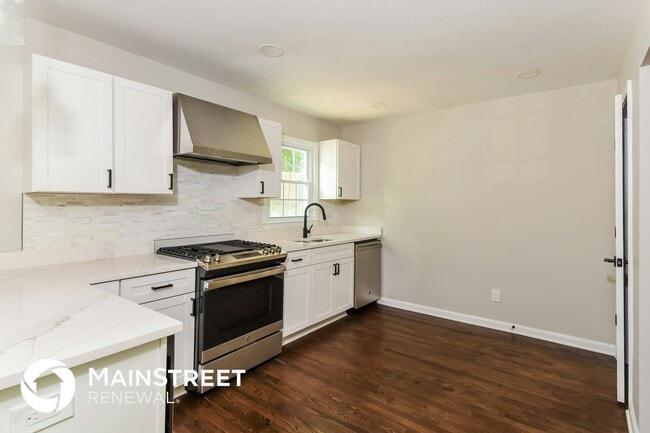 Photo - 2730 Cedarbrook Dr