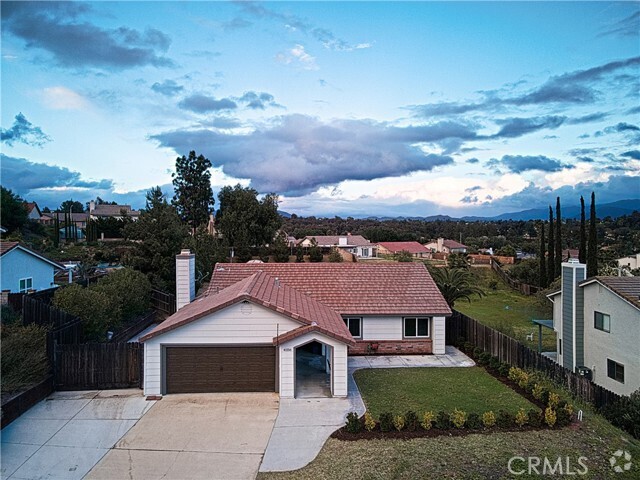 Building Photo - 41556 Zinfandel Ave Rental