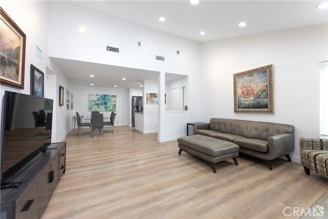 Building Photo - 16542 Blackbeard Ln Unit 201 Rental