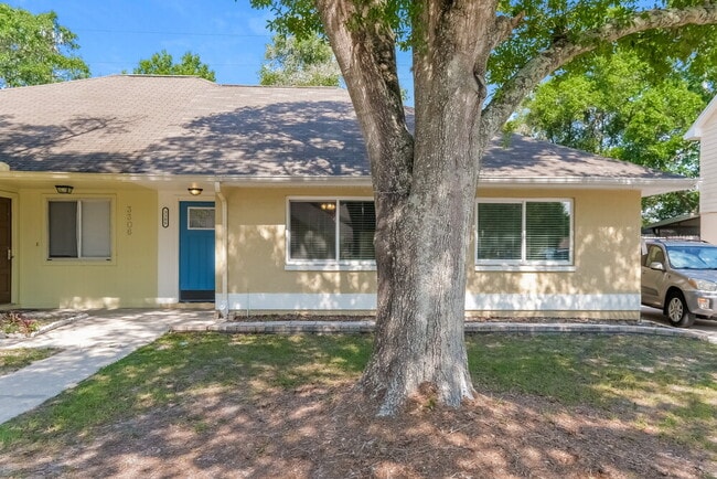 Photo - 3308 Laurel Dale Dr House