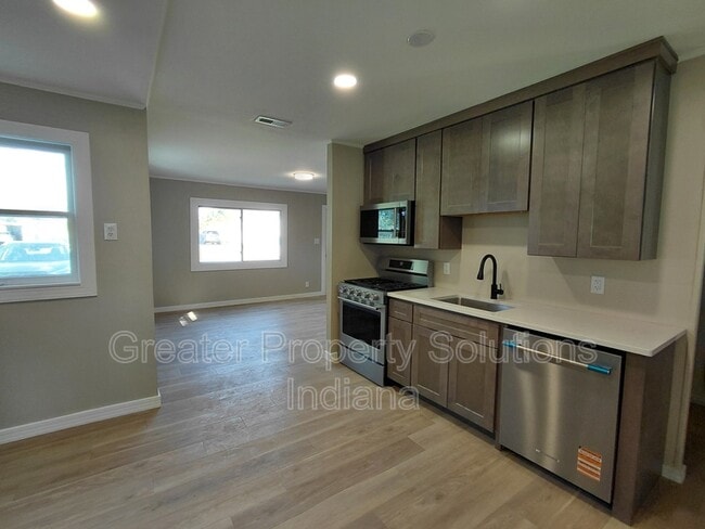 Photo - 506 Parkside Ave