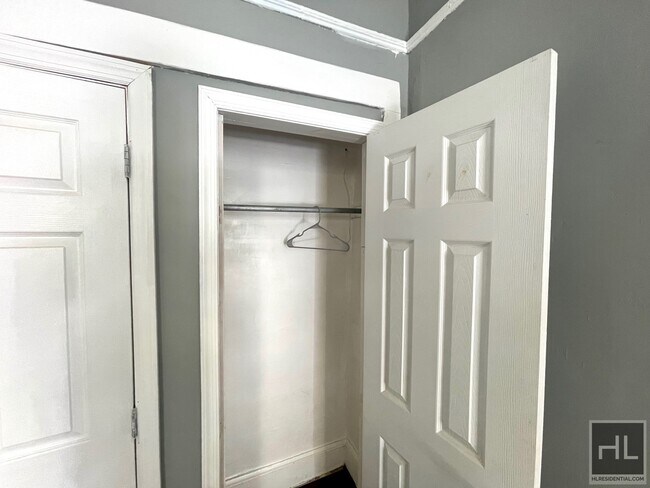 Photo - Stunning 3 Bed Apartment in West Brighton ... Unit 2R