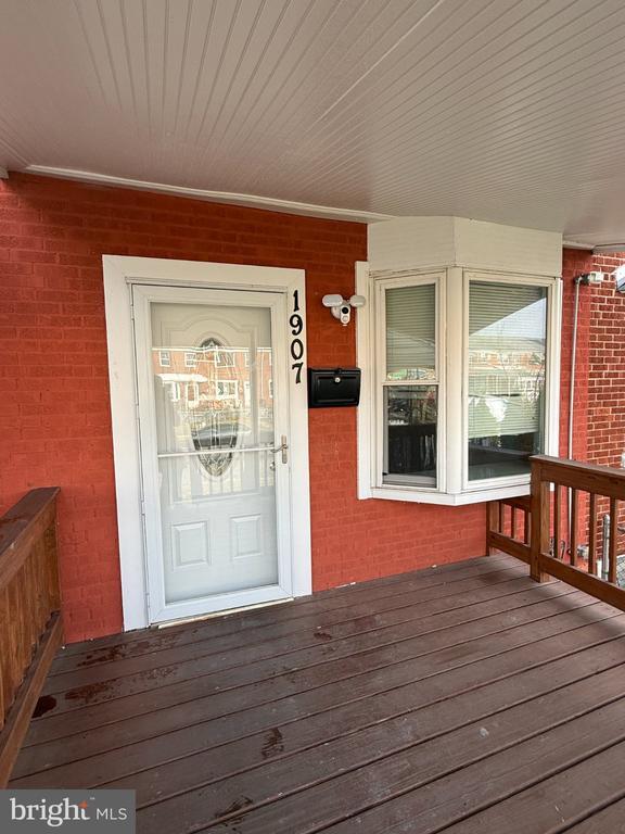 Photo - 1907 Penhall Rd