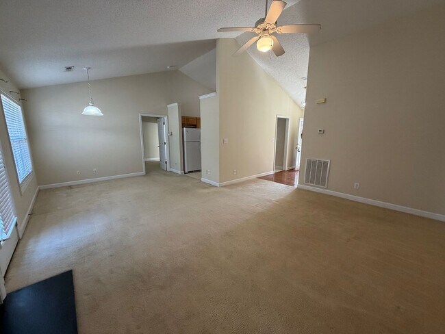 Photo - Elon / Townhome