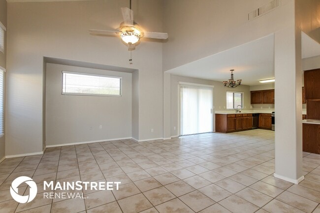 Photo - 17647 N 167th Dr