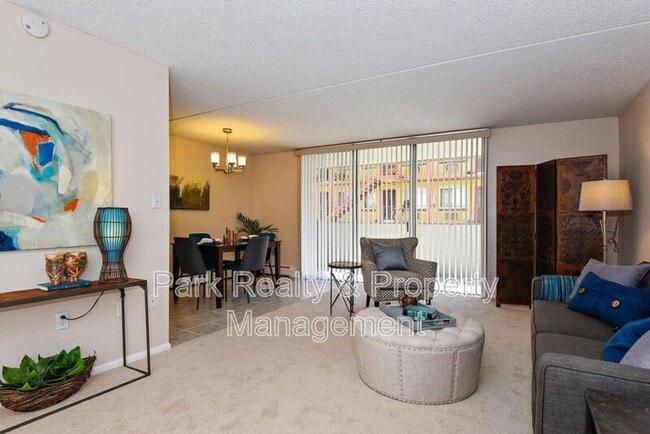 Photo - 1267 Lafayette St