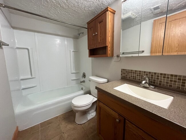 Photo - 2635 N 42nd St Unit 3