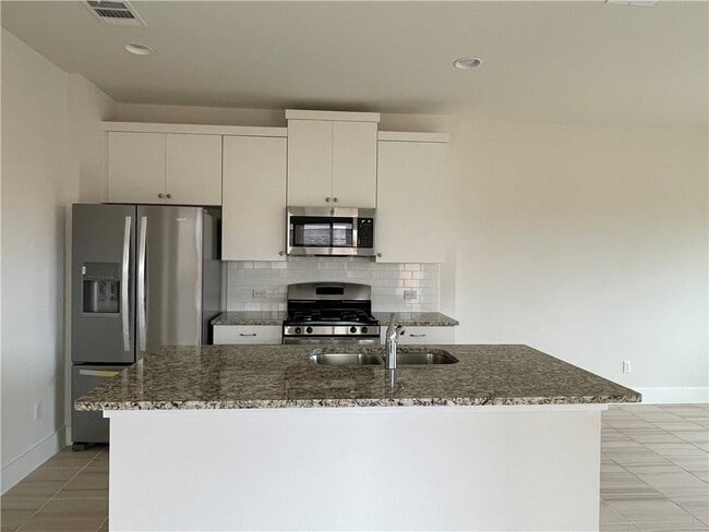 Photo - 526 White Steppe Way