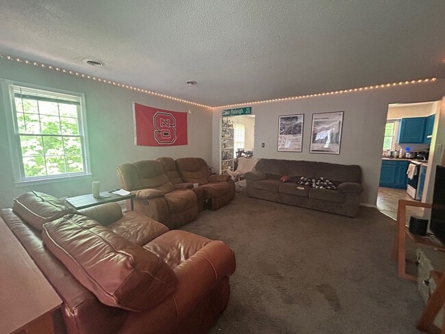 Photo - CARLTON1223-1227 Unit 1225