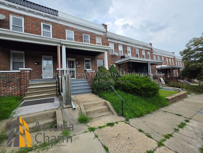 Building Photo - 3016 Pelham Ave
