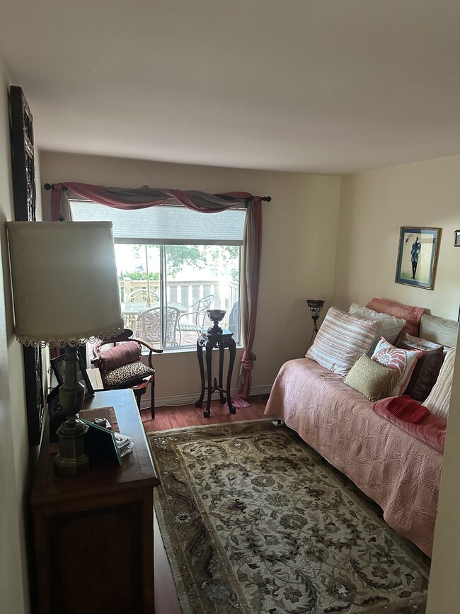 Building Photo - 460 Arbor Lane Ct Unit 101 Rental
