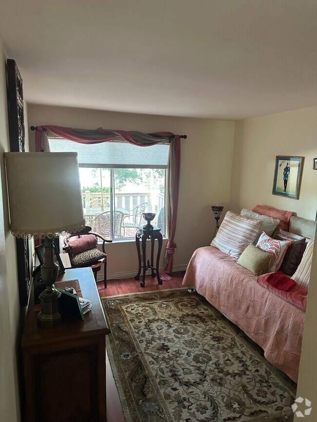 Building Photo - 460 Arbor Lane Ct Unit 101 Rental
