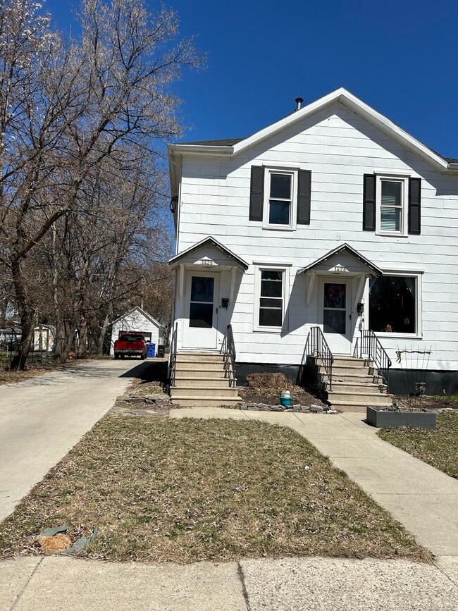 Photo - 1425 3rd Ave S