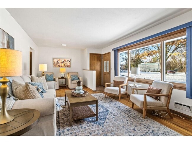 Photo - 6015 Aspen Rd