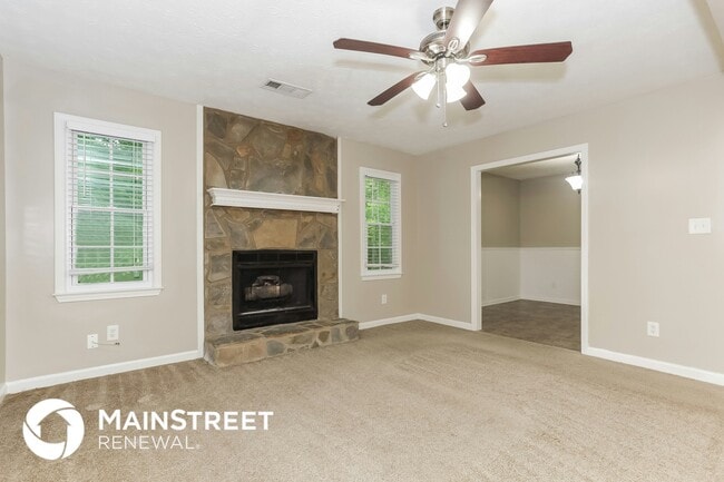 Photo - 265 Arbor Way