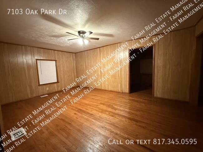 Photo - 7103 Oak Park Dr