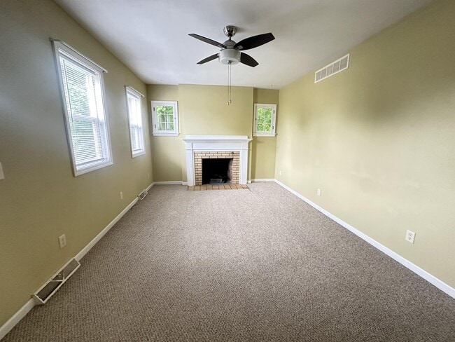 Photo - 124 Miller St