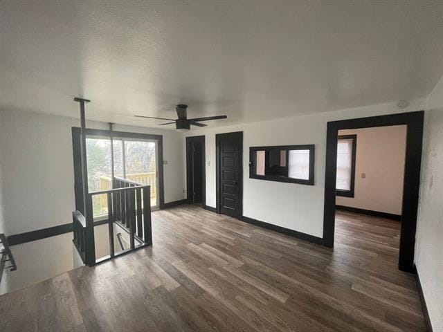 Building Photo - 1209 Bawcom St Unit 1/2