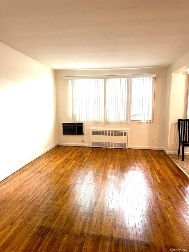 Photo - 1030 E 57th St Unit 1st floor Apartment
