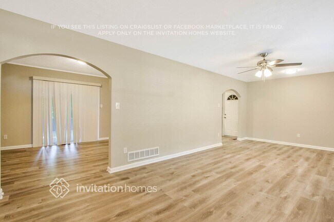 Photo - 4560 Birch Ridge Trail